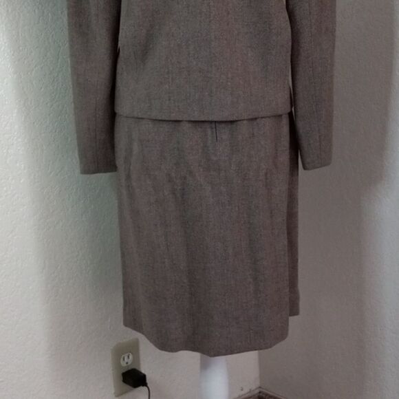 Vintage 60s Wool Skirt Suit SIZE 3/4 BROWN LINED - Picture 6 of 16